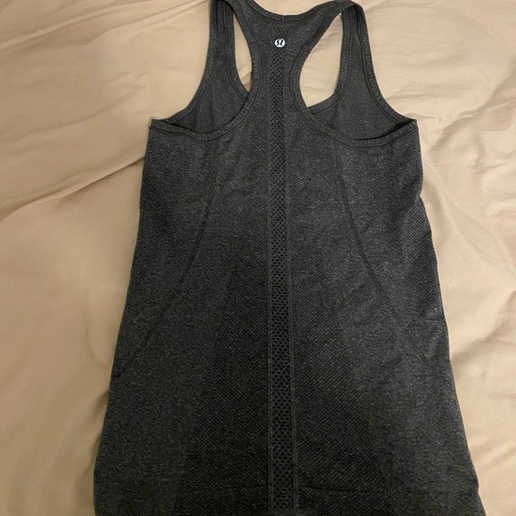 Lululemon Swiftly Tank (4) - Picture 2 of 5